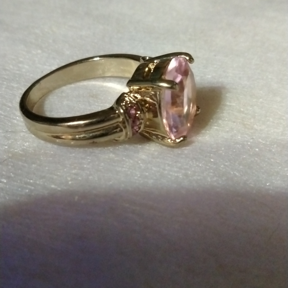 Pink  gold tone ring size 7.5 NWT (sku 618) - Picture 7 of 7